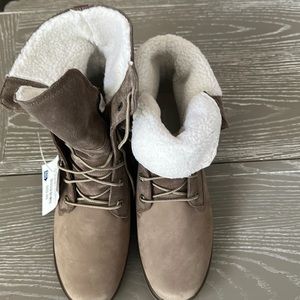 Timberland Roll-Top Waterproof Winter Boot. NWT. Size 10